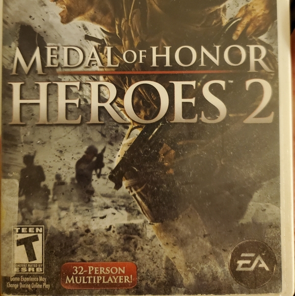 WII Medal of Honor Heroes 2 used game - Picture 2 of 4